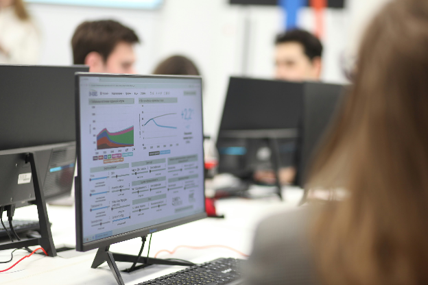 Reporting and analytics features comparison